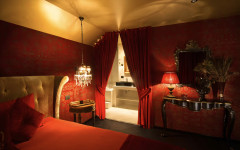 ✨ Luxury Champagne Bar & Fantasy Hotel – Scarlet Club is looking for Ladies ✨