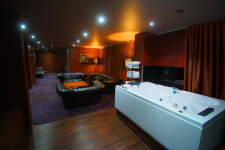 Mystic Gentleman’s Club – Spa & More