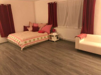 Schöne Zimmer / Appartements zu fairen Preisen für Frauen und TS!