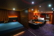 Mystic Gentleman’s Club – Spa & More