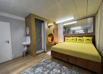 XOXO GIRLS GENEVA IS LOOKING FOR VIP HOSTESSES FOR ITS EROTIC MASSAGE SALONS